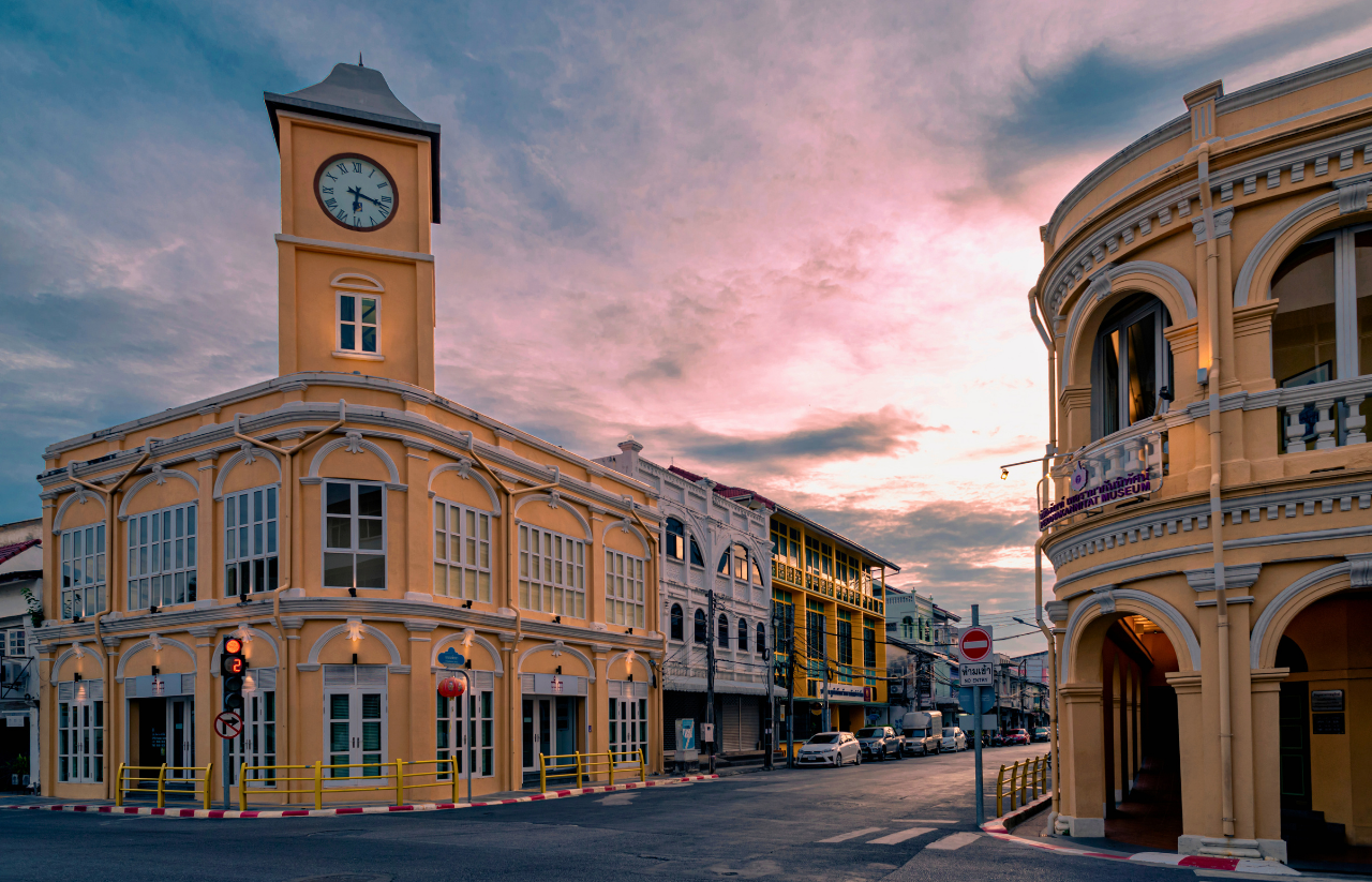 Phuket Tour